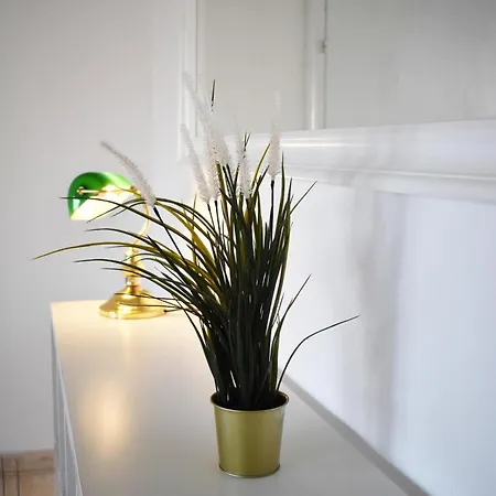 Sunny Rooftop In 91sqm Terrace Delight! Apartman