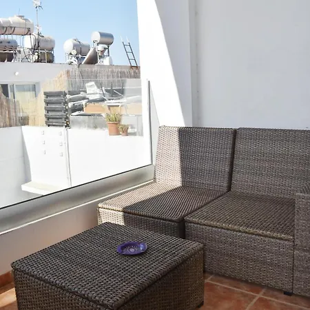 Apartman Sunny Rooftop In 91sqm Terrace Delight!