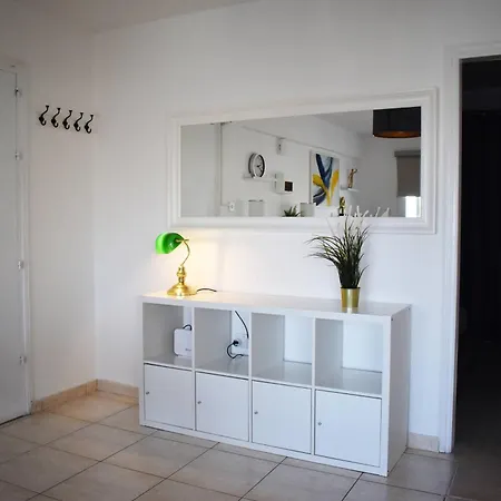 Apartman Sunny Rooftop In 91sqm Terrace Delight! Ajía Nápa